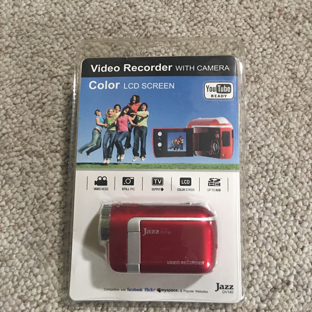 Digital Camcorder DV140